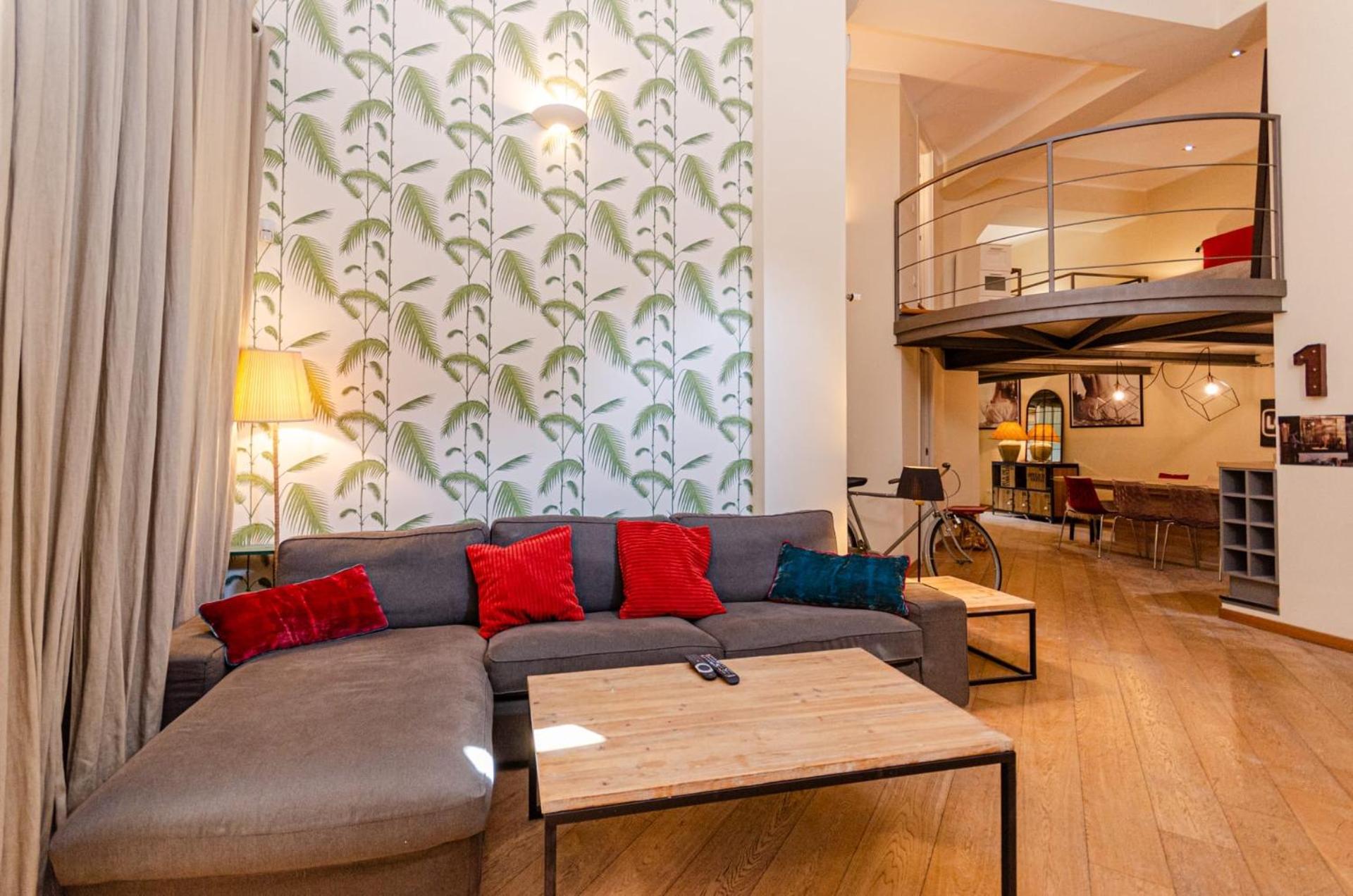 Appartamento Luxury 3 Fiat, Ariberto Home, Tra Centro Storico Di E Navigli, Con Spaziosa Jacuzzi *