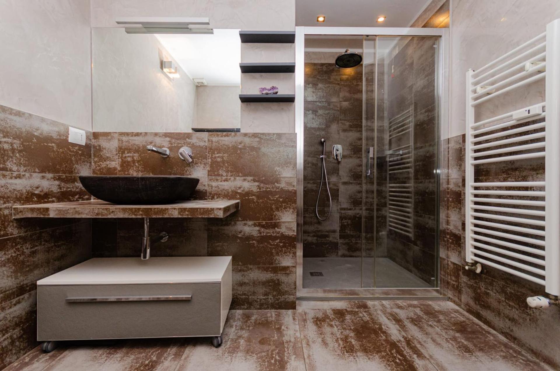 Appartamento Luxury 3 Fiat, Ariberto Home, Tra Centro Storico Di E Navigli, Con Spaziosa Jacuzzi *