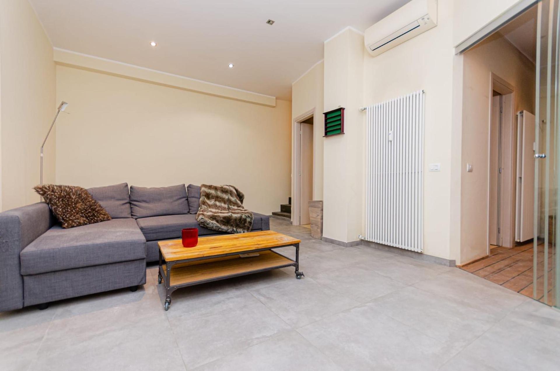 Luxury 3 Fiat, Ariberto Home, Tra Centro Storico Di E Navigli, Con Spaziosa Jacuzzi Appartamento
