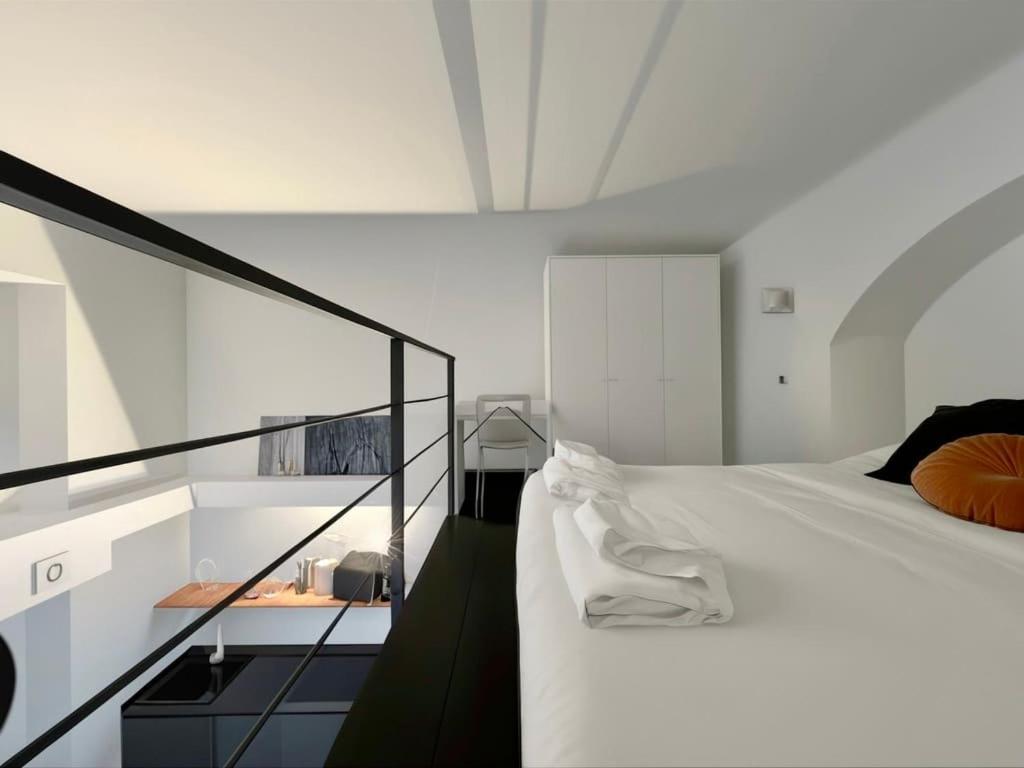 Homeby, Loft Cicco Urban Elegance In Milano
