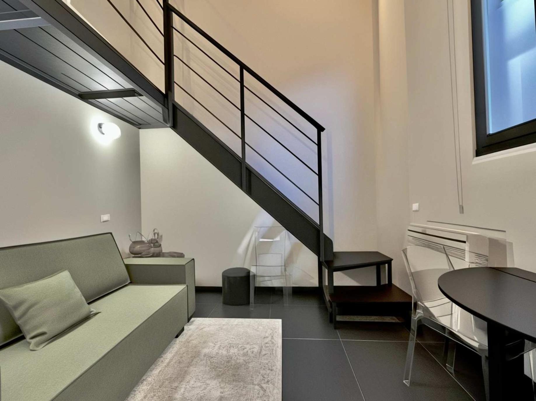 Homeby, Loft Cicco Urban Elegance In * Milano