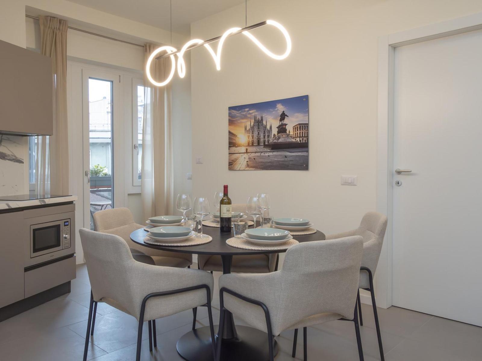 Spacious 2bdr With Balcony Arco-sempione Area, By Rentopolis Appartamento Milano