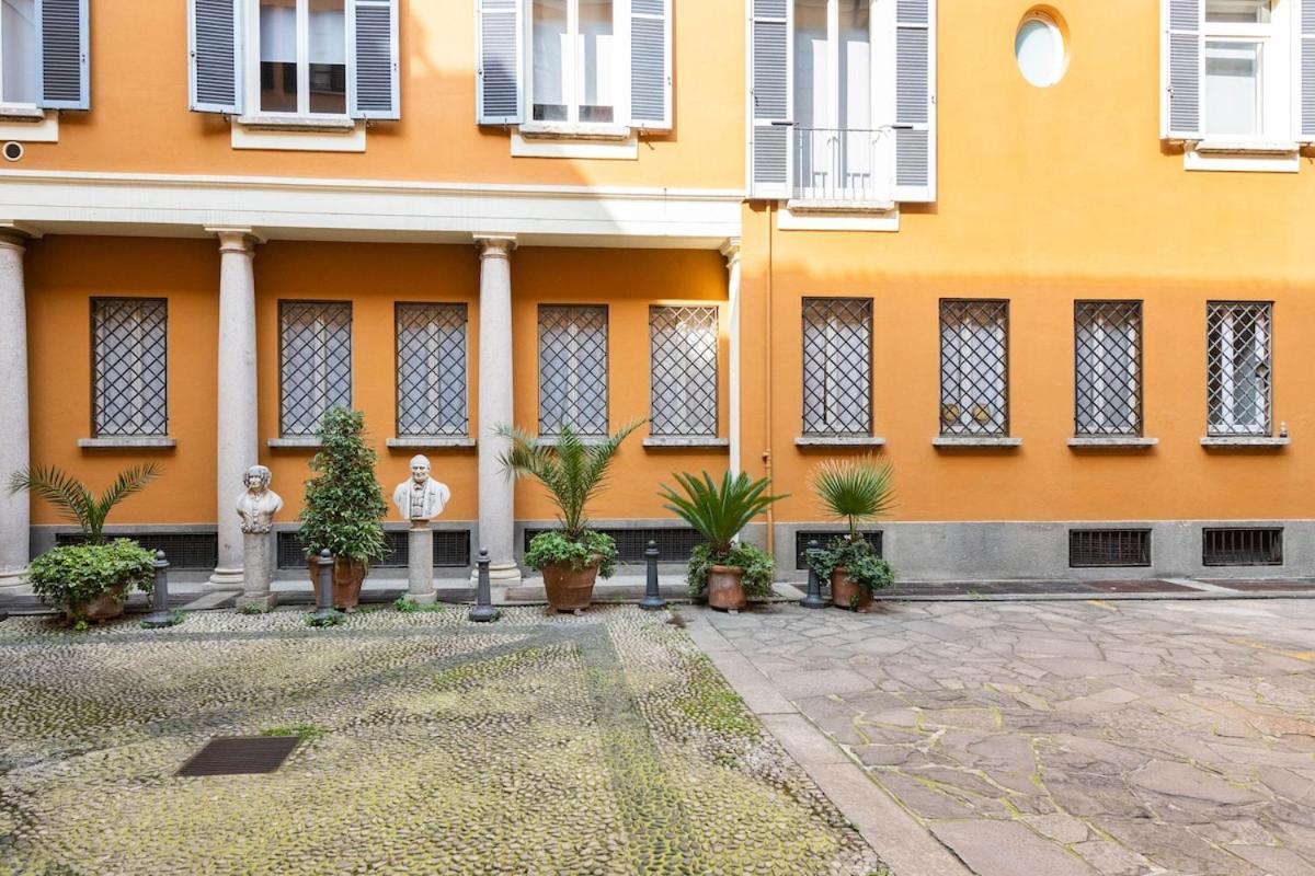 Brera Center Milano-the Art Of Living-metro * Milano