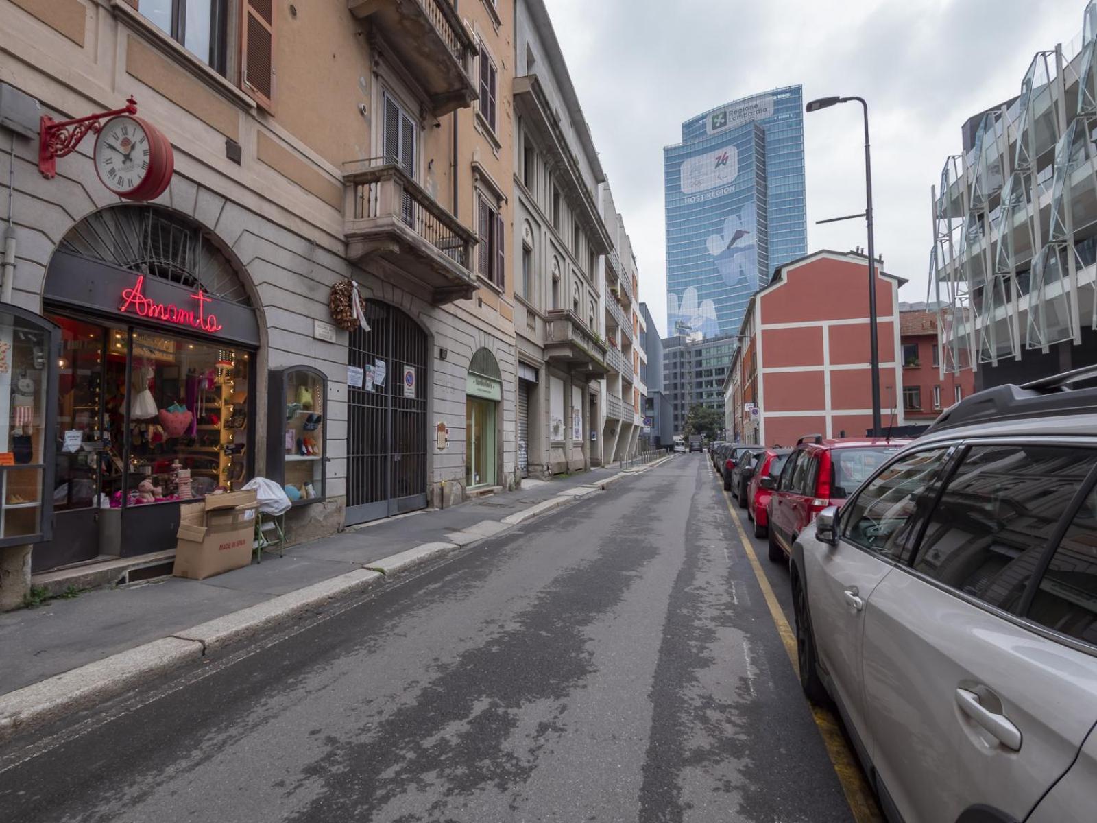 Modern & Functional Steps From Bosco Verticale & Gae Aulenti Appartamento