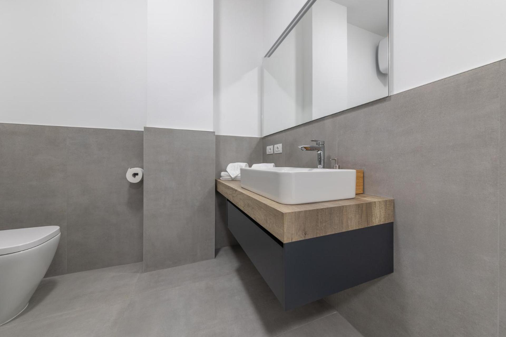 Modern And Comfortable In Cenisio Area Appartamento *