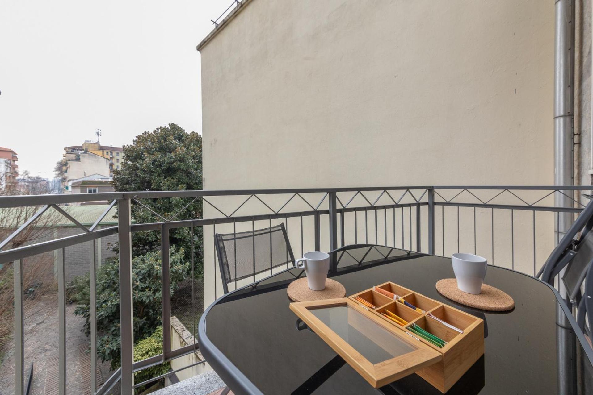 Modern And Comfortable In Cenisio Area Appartamento Milano