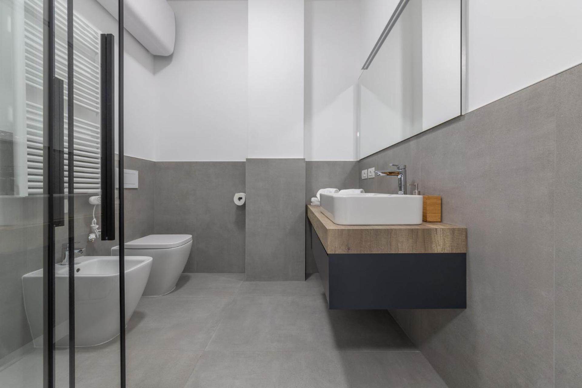 Modern And Comfortable In Cenisio Area * Milano