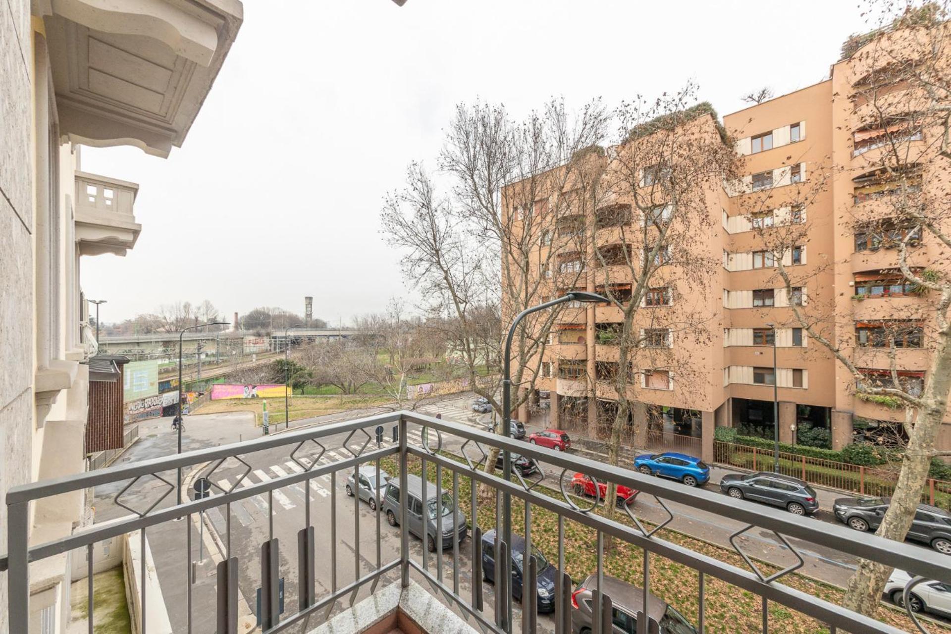 Modern And Comfortable In Cenisio Area Appartamento *