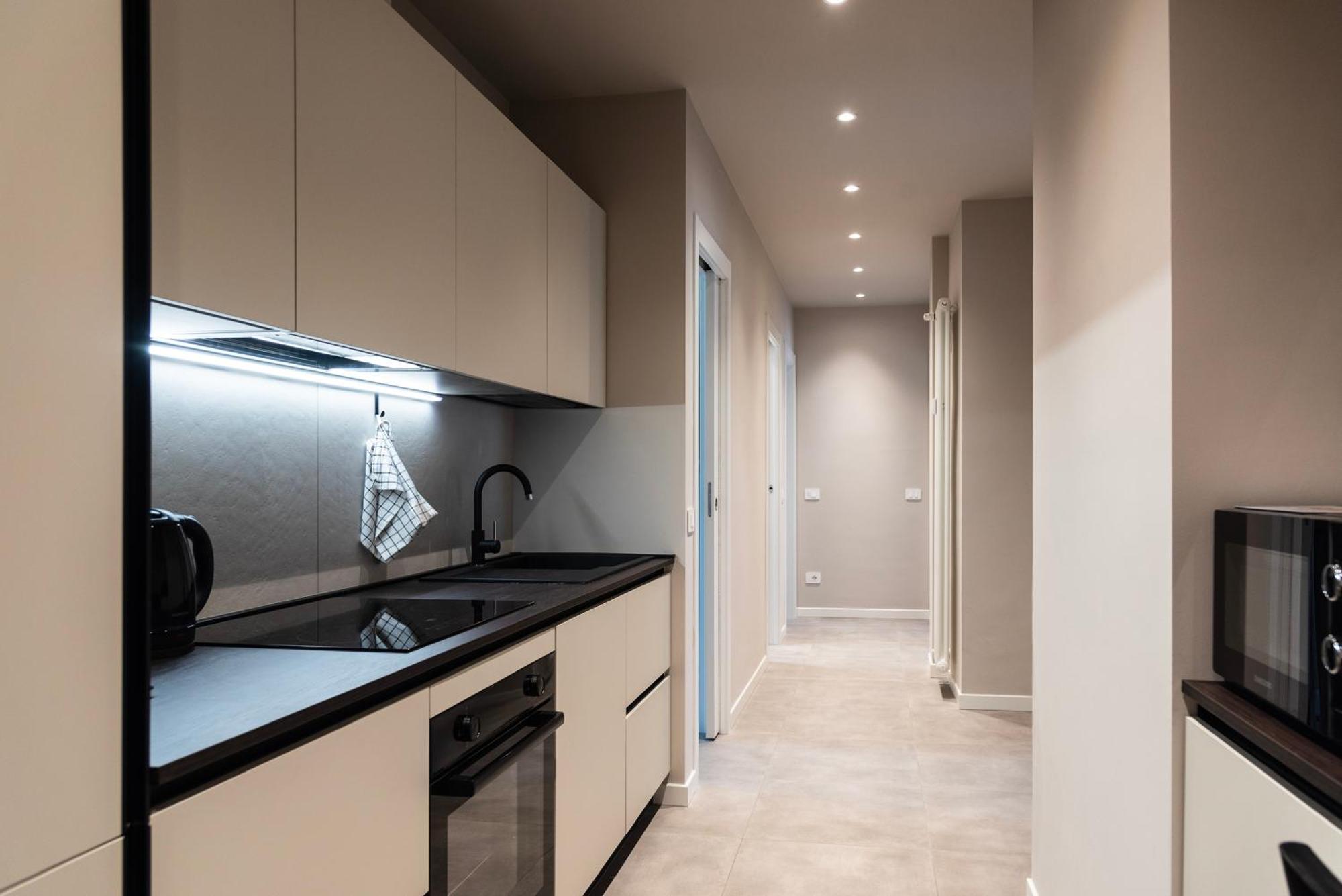 Youhosty - 3 Bedroom Citta Studi Milano