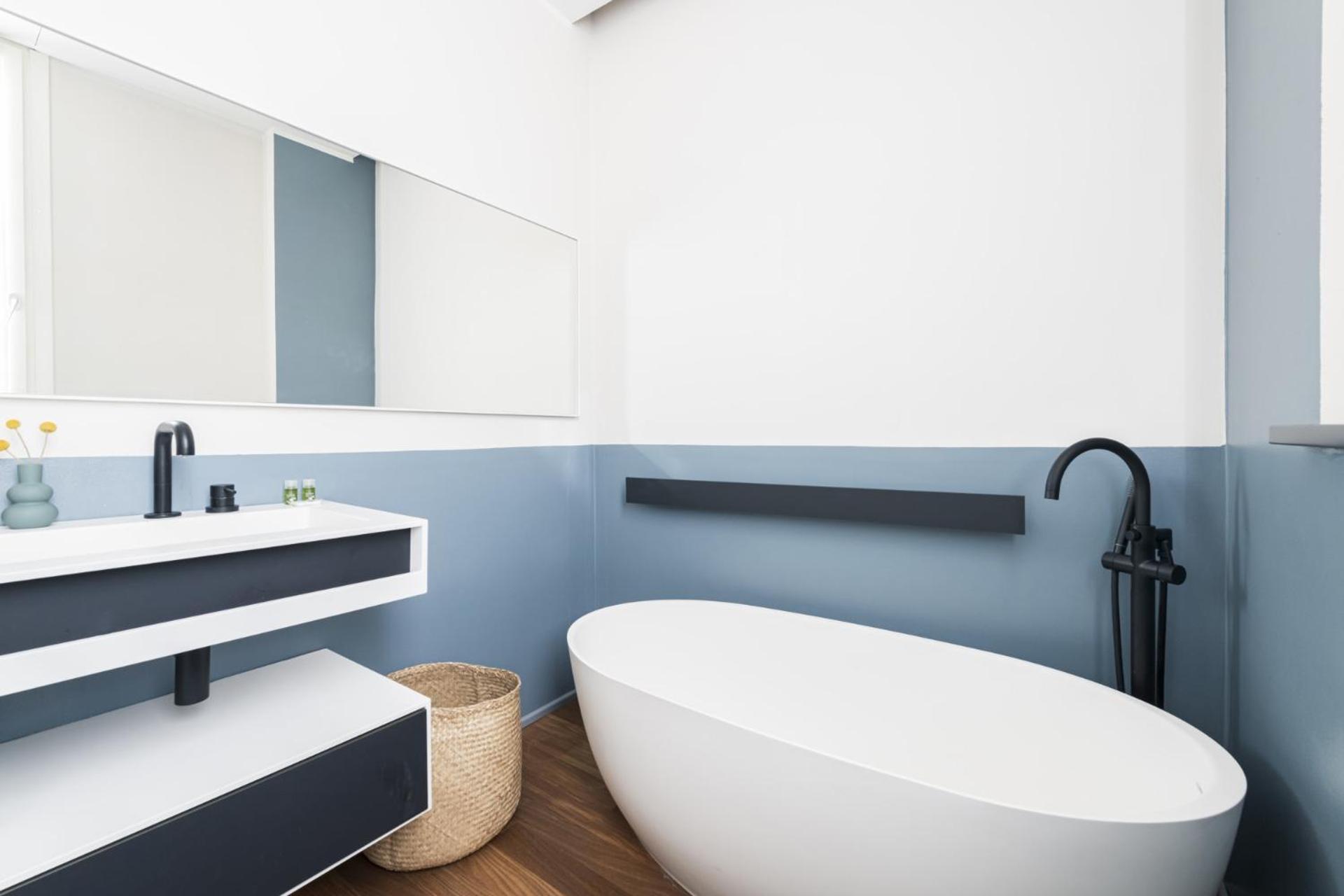Easylife - Con Terrazzo Vicino Duomo * Milano