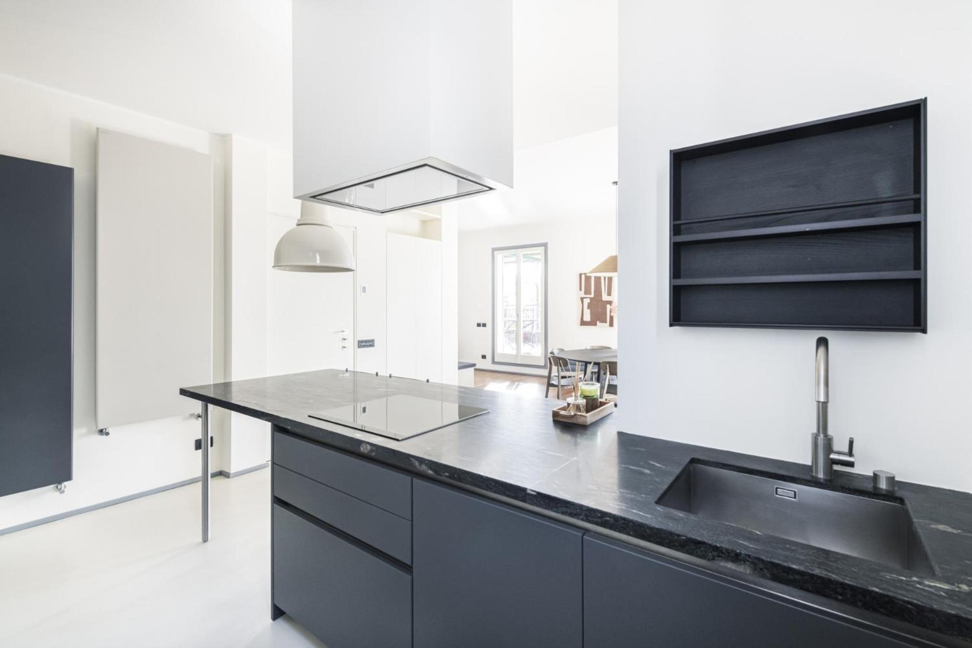 Easylife - Con Terrazzo Vicino Duomo Milano