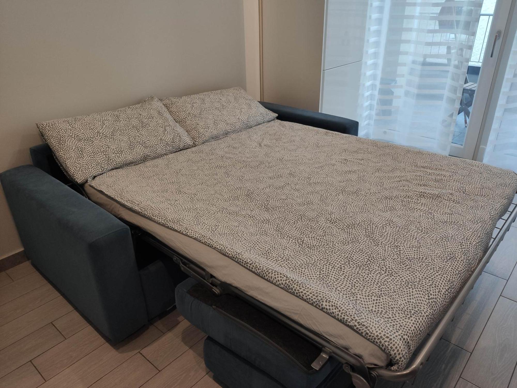 Matthias - - Modern And Cozy Flat, Close To The Metro - 10min From Station Leilighet *