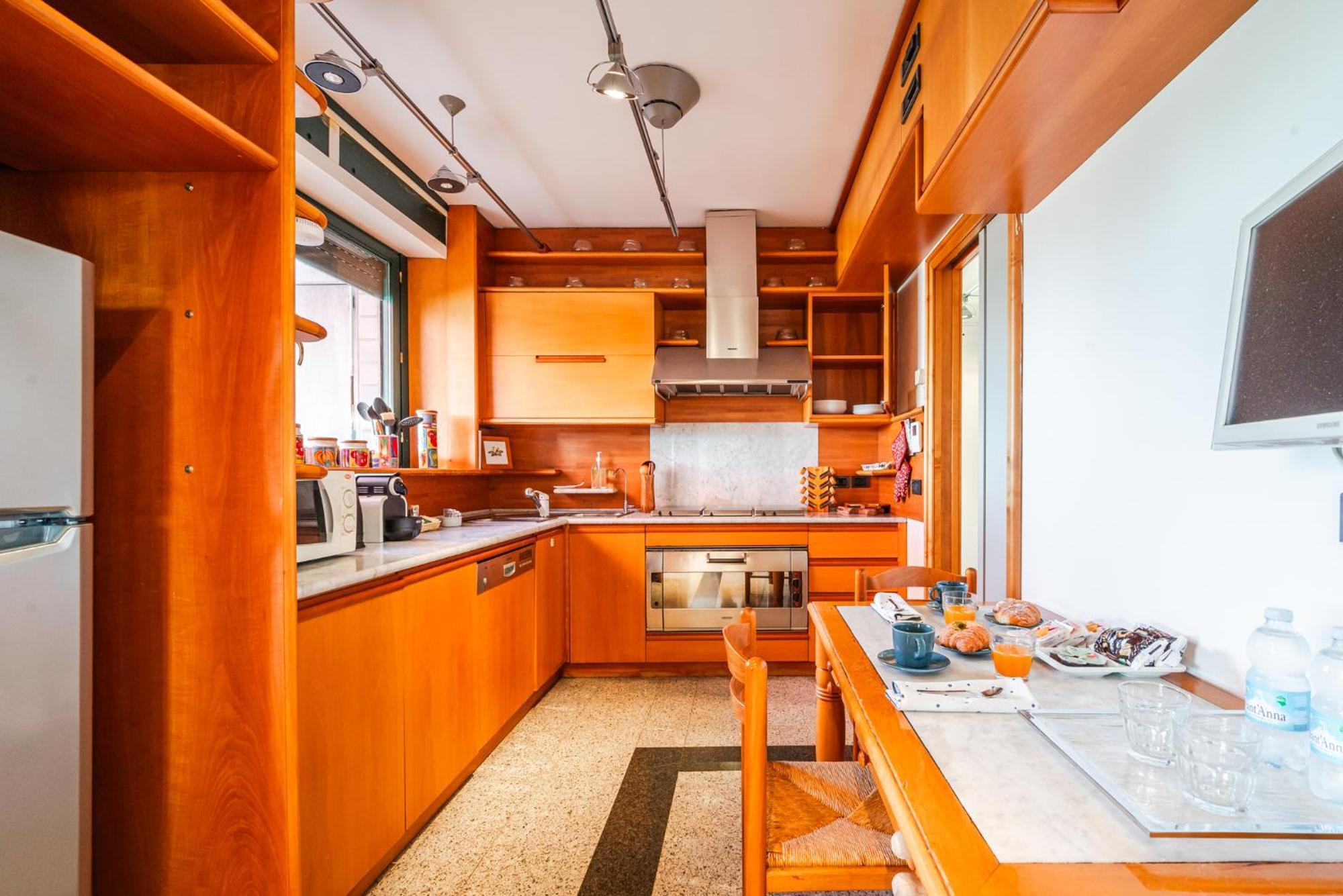Luxury Penthouse - Sauna, Garage, Office, Terrace Casa vacanze Milano
