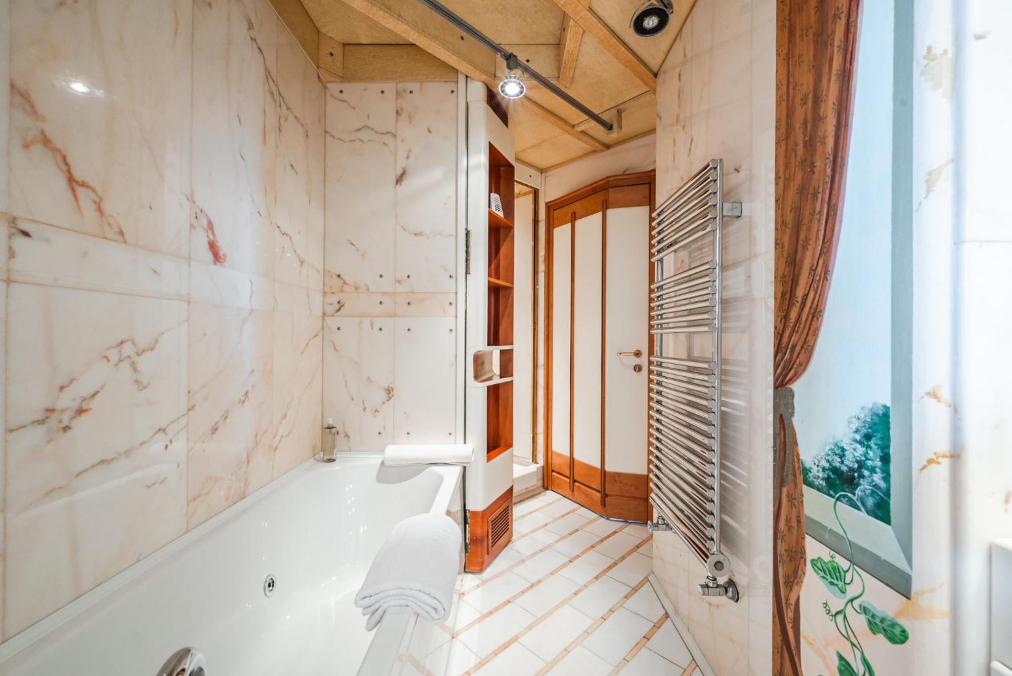 Casa vacanze Luxury Penthouse - Sauna, Garage, Office, Terrace Milano