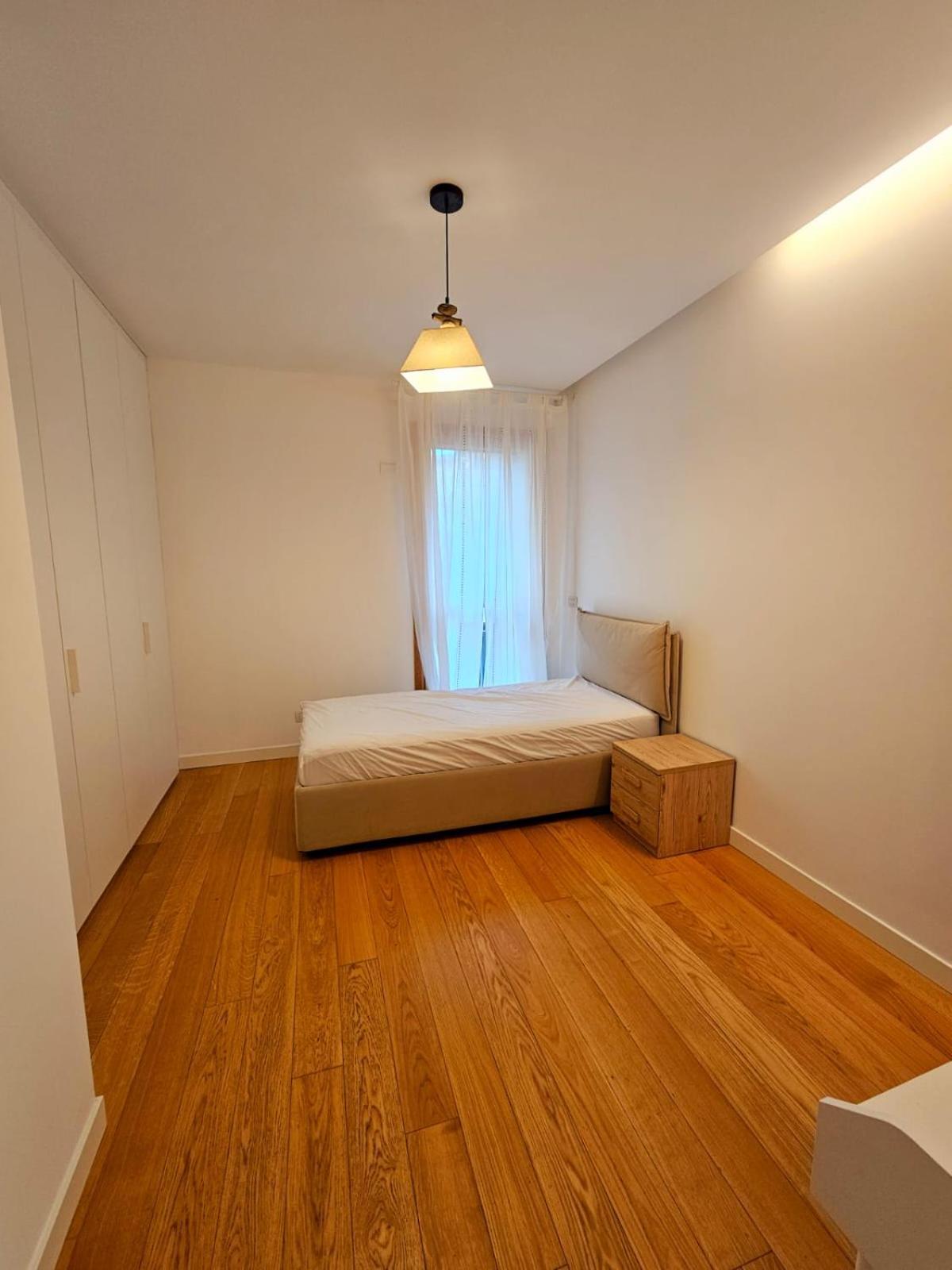 Appartamento 3-bedroom - Sleeps 7 - With Gym Milano