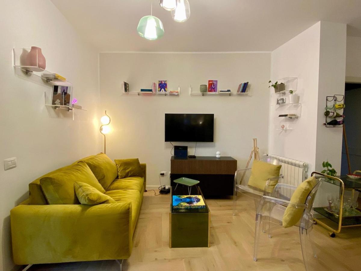 Appartamento Moderno Bilocale Con Ampio Balcone