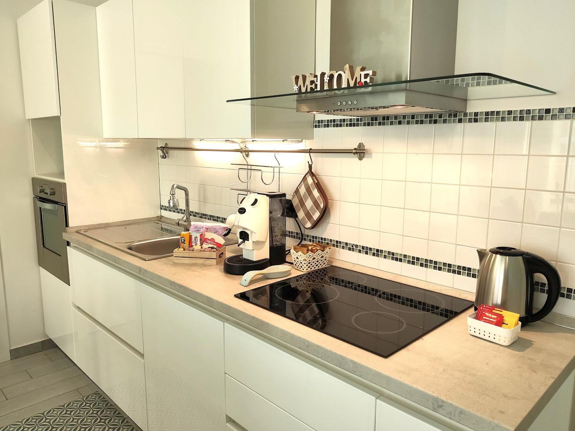 Matthias - - Modern And Cozy Flat, Close To The Metro - 10min From Station Leilighet