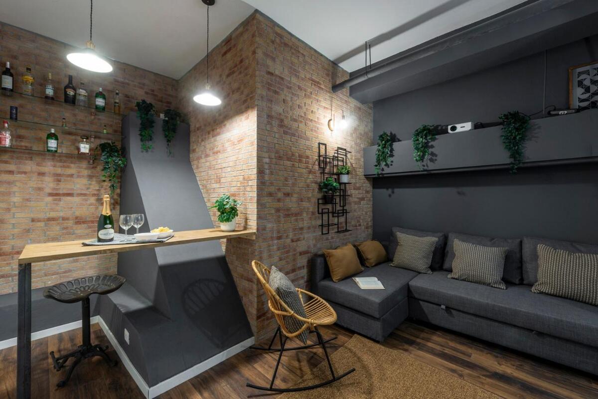 Appartamento Carlo D'adda 11 Il Cinema A Casa Milano
