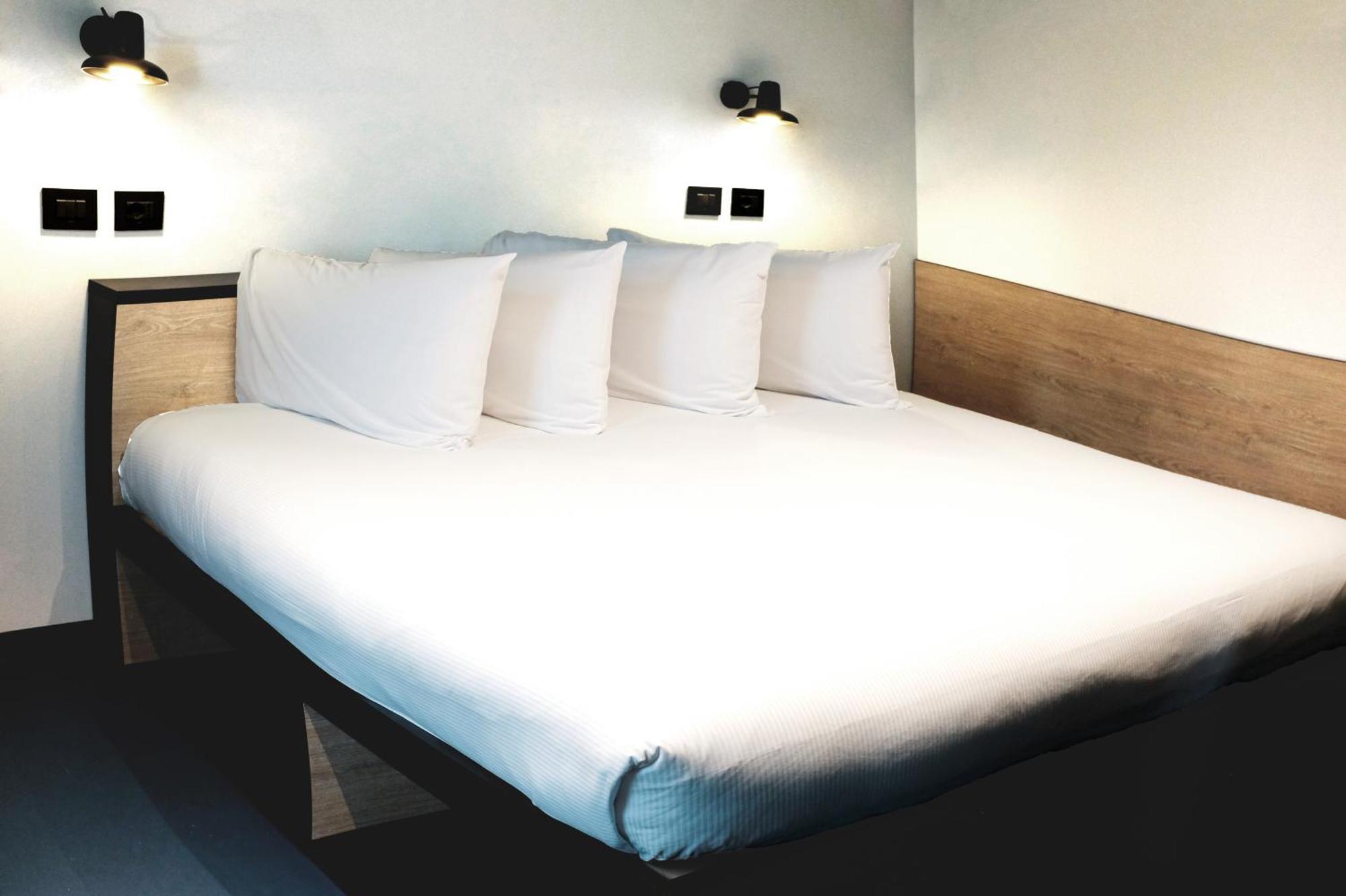 Cx Nom Hostel Mailand