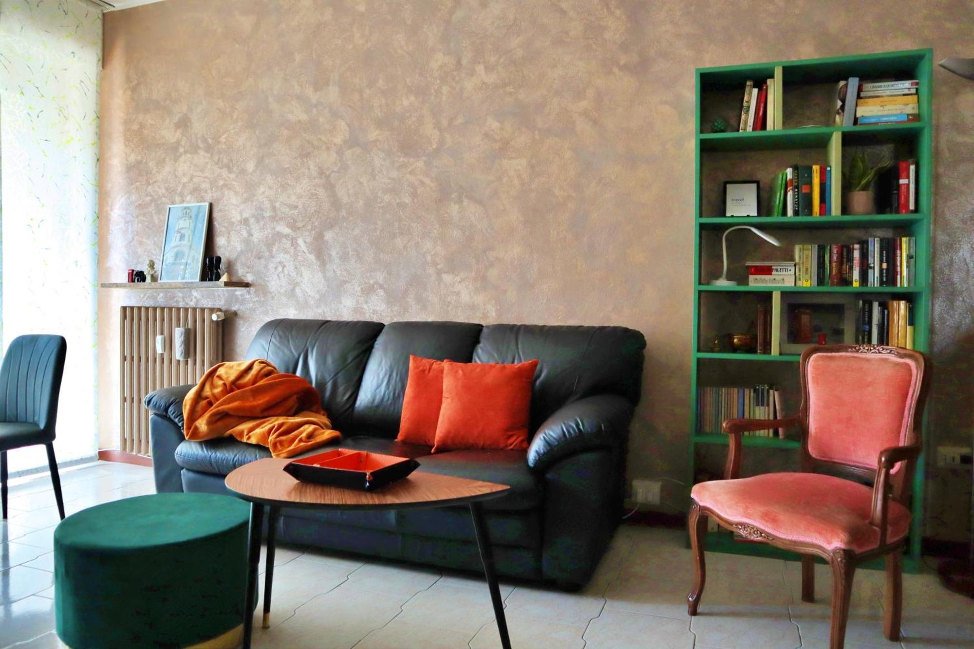 Cozy Room In Elegant Flat Shared With Alex, Tube 5 Min Walking Alloggio in famiglia Milano