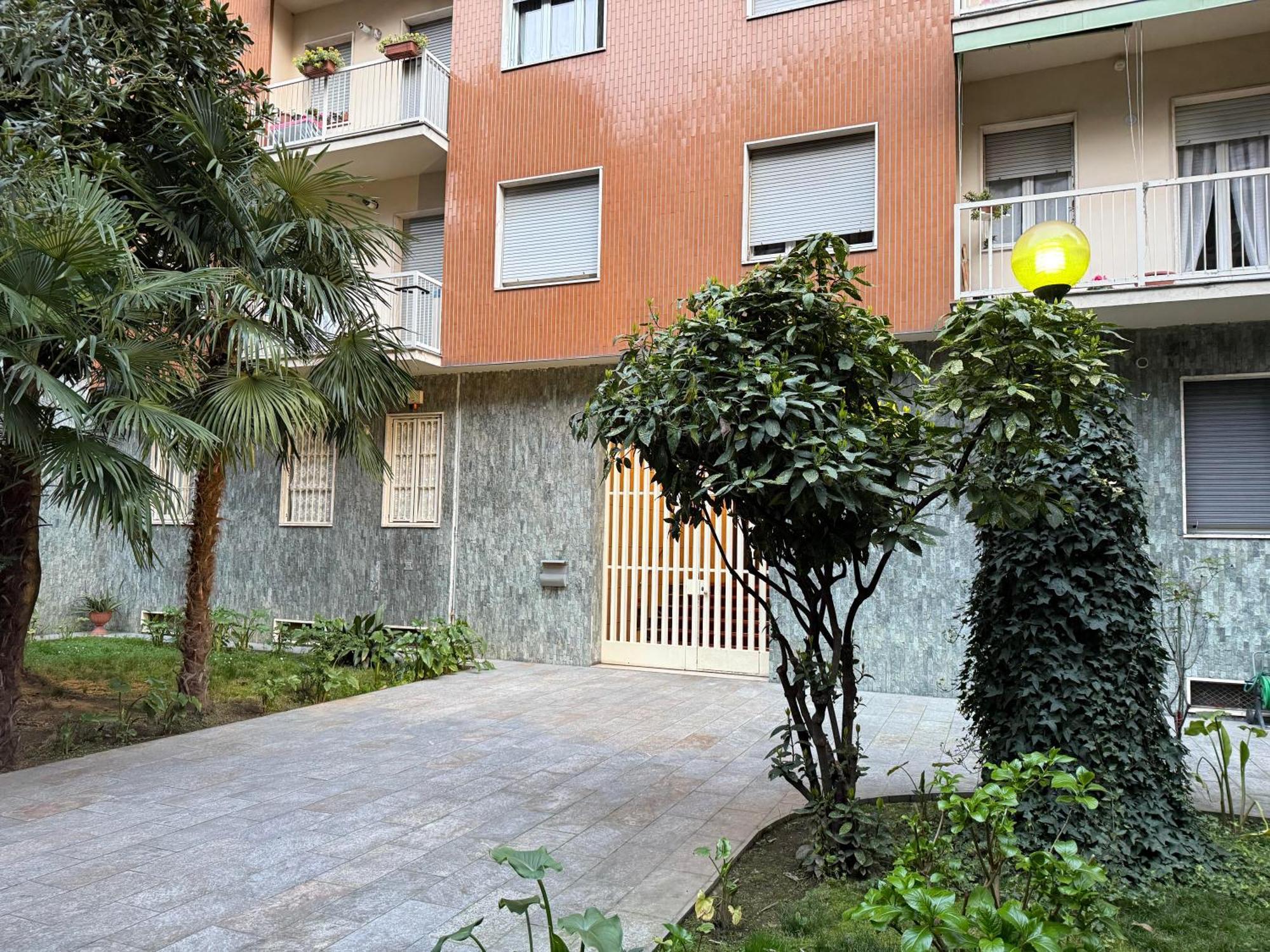 Angera Appartamento Milano