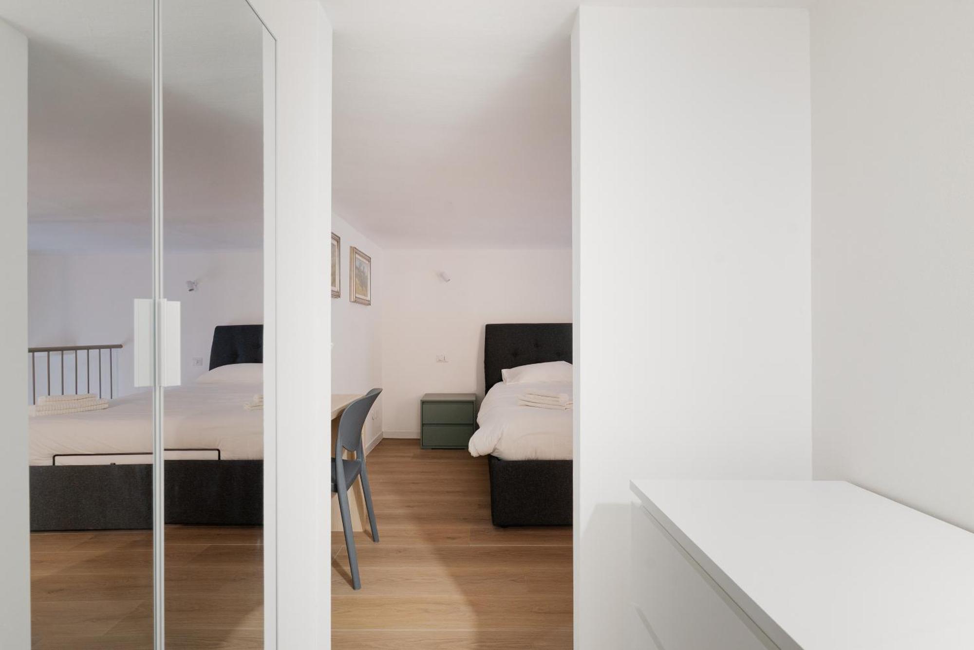 California - Solari - Loft Con Soppalco Leilighet Milano