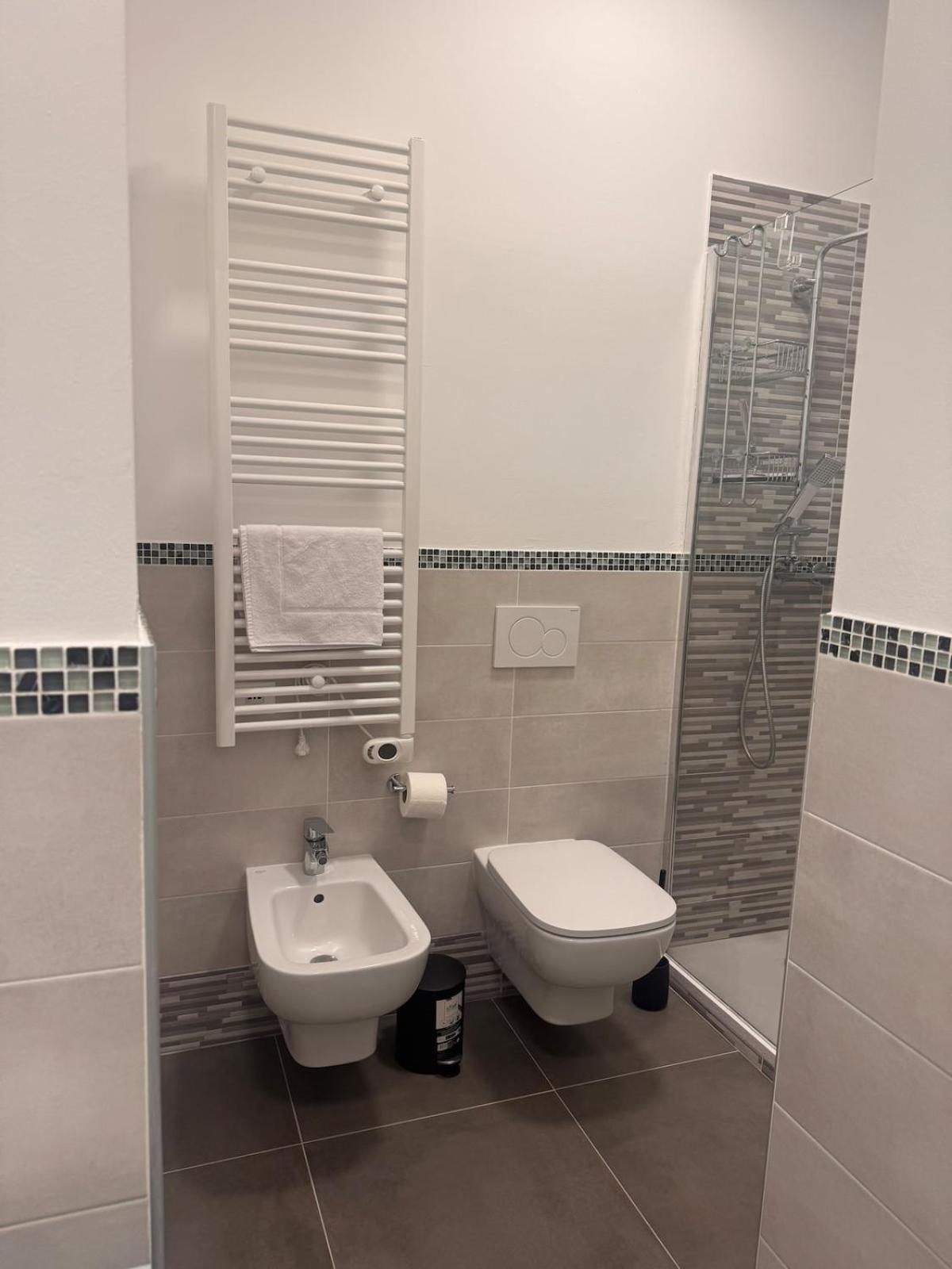 Porta Romana - Luminoso Bilocale Apartment