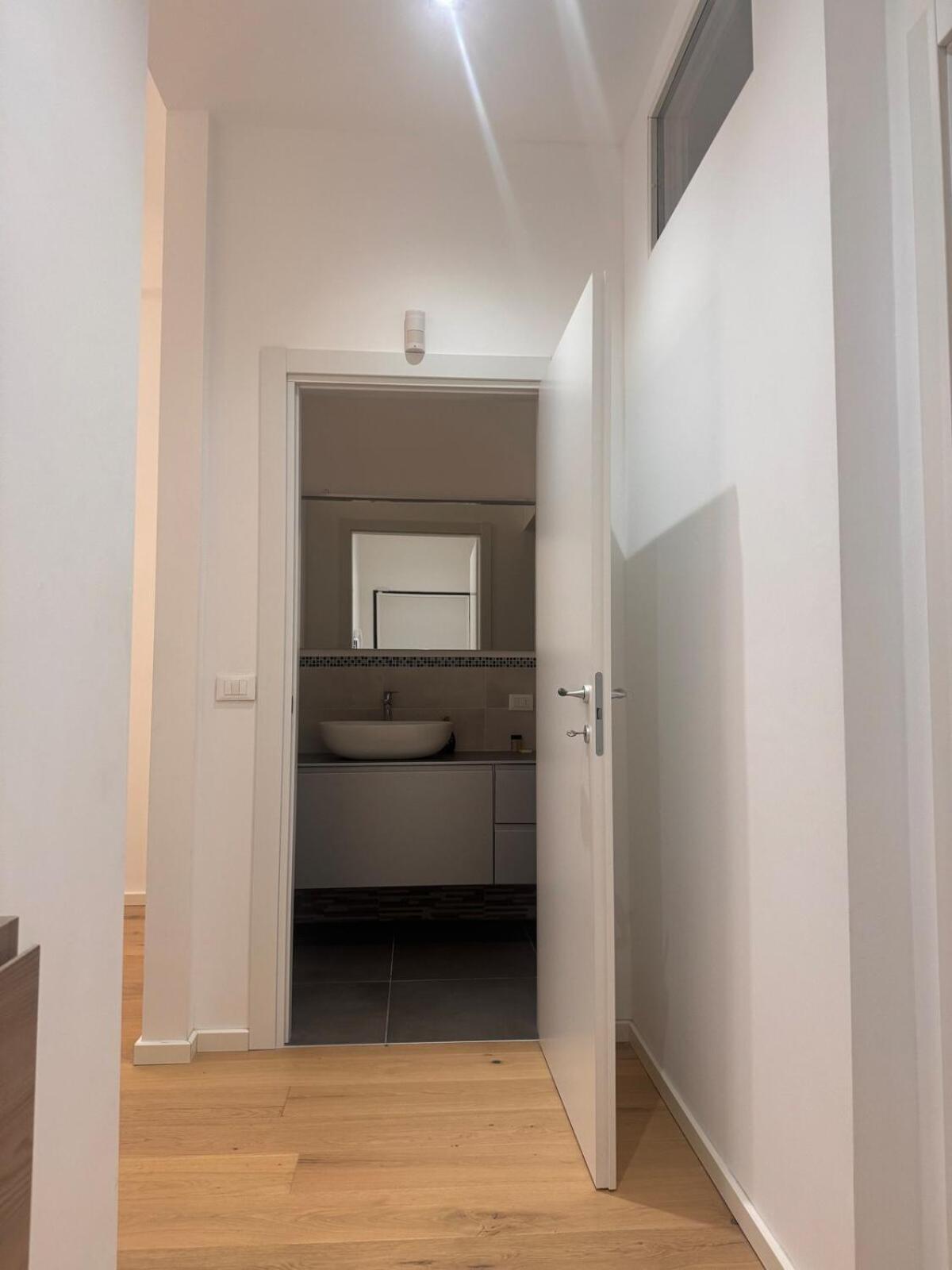 Porta Romana - Luminoso Bilocale Apartment