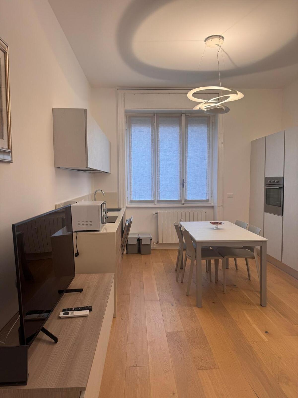 Apartment Porta Romana - Luminoso Bilocale