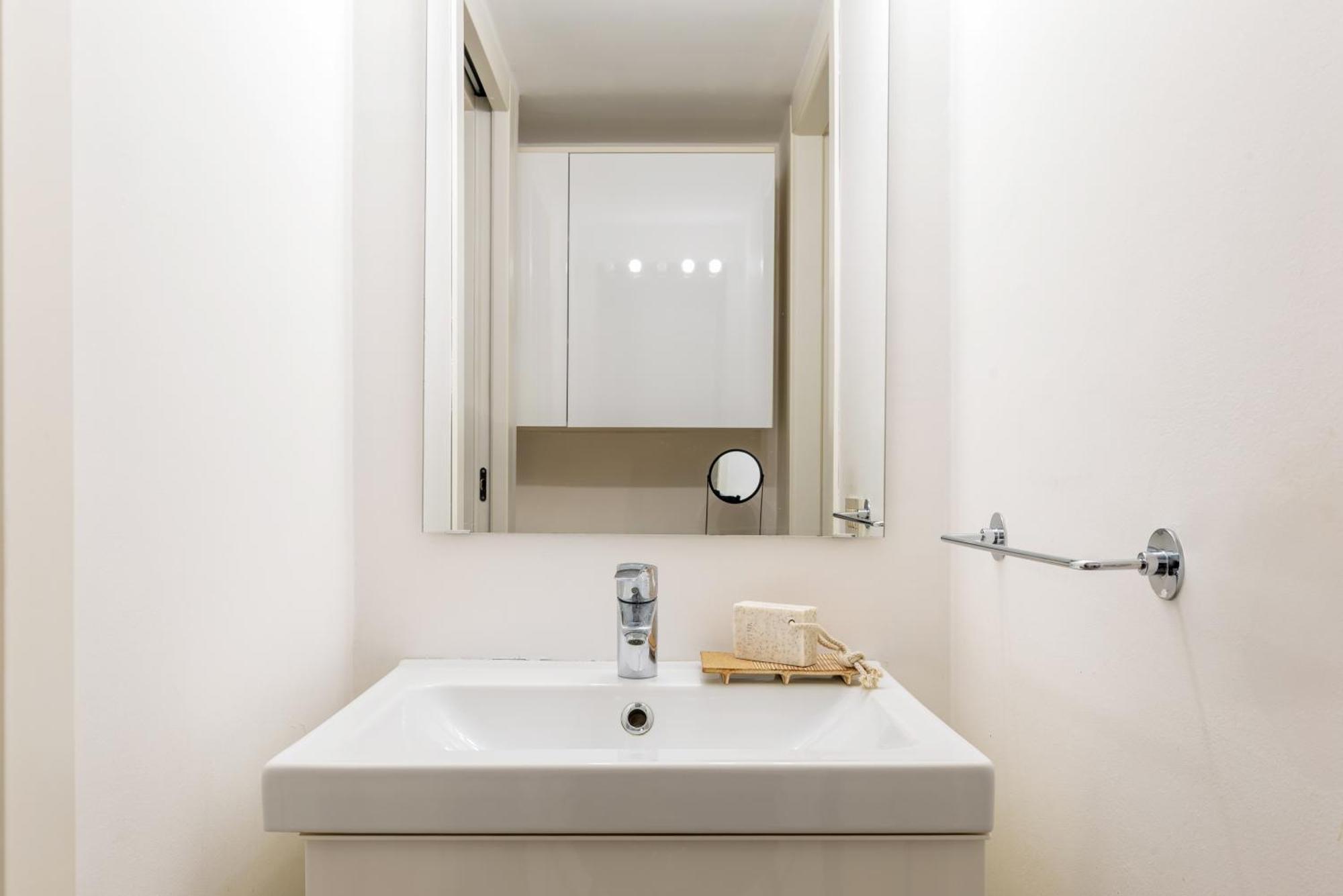 Zuara Flexyrent * Milano