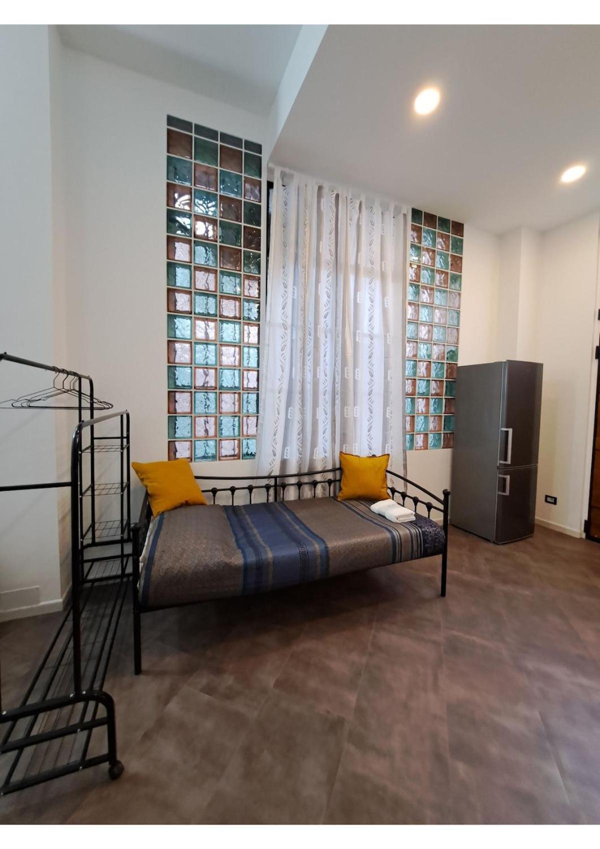 01 Monolocale Ristrutturato A Nuovo Appartamento Milano