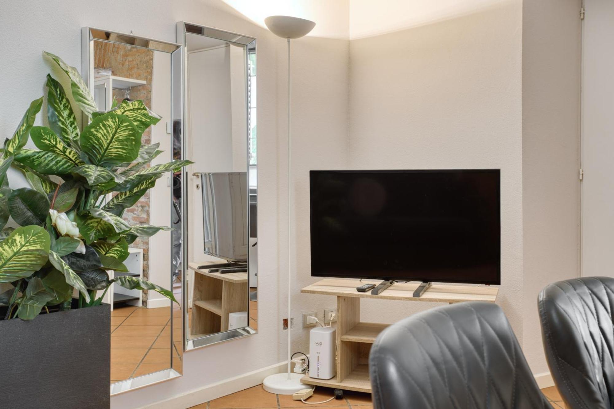 - Parco Sempione Apartment