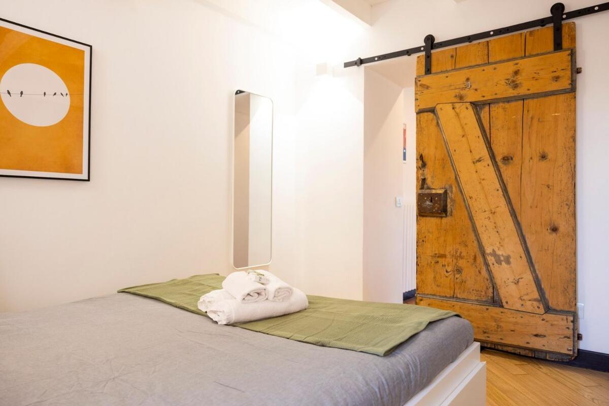 Apartment 15th-century Apt, City-mxp Train *