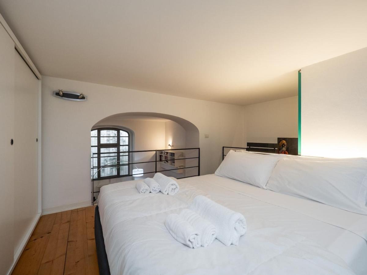 Ampio Loft 5' Dalla Metro Appartamento