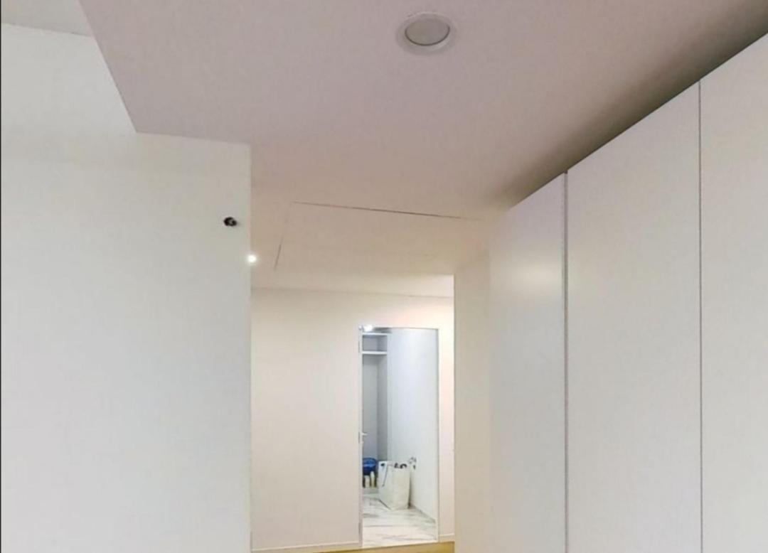 Alsiero Leilighet Milano