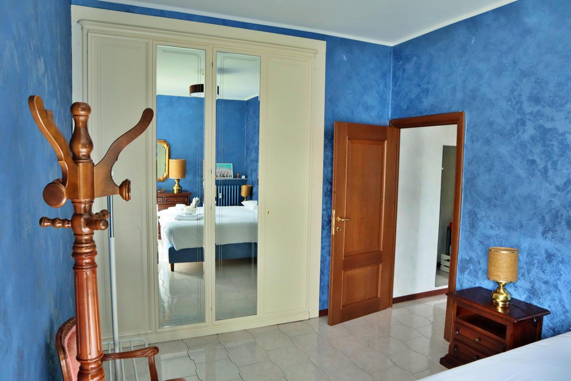 Cozy Room In Elegant Flat Shared With Alex, Tube 5 Min Walking