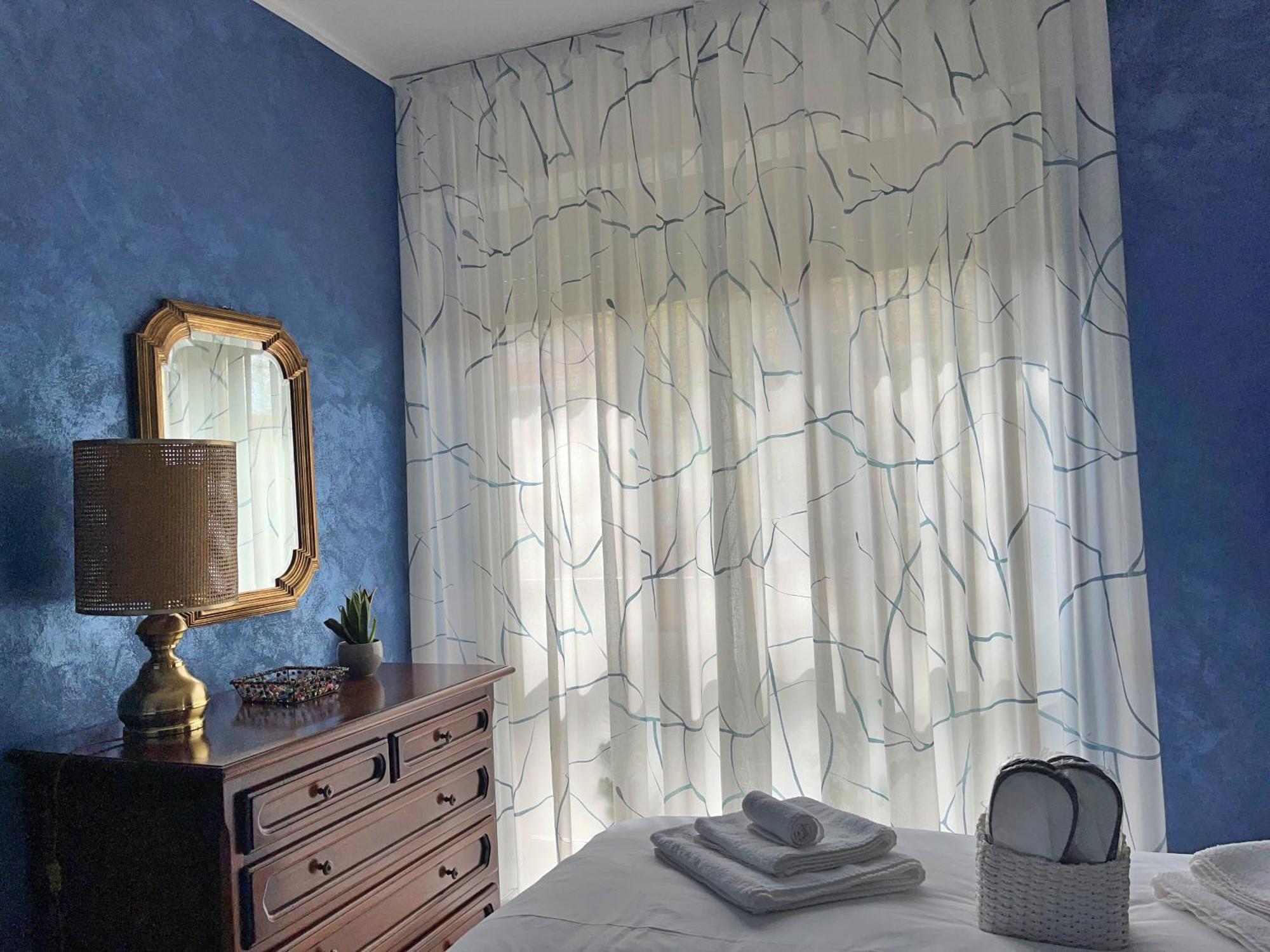 Cozy Room In Elegant Flat Shared With Alex, Tube 5 Min Walking *