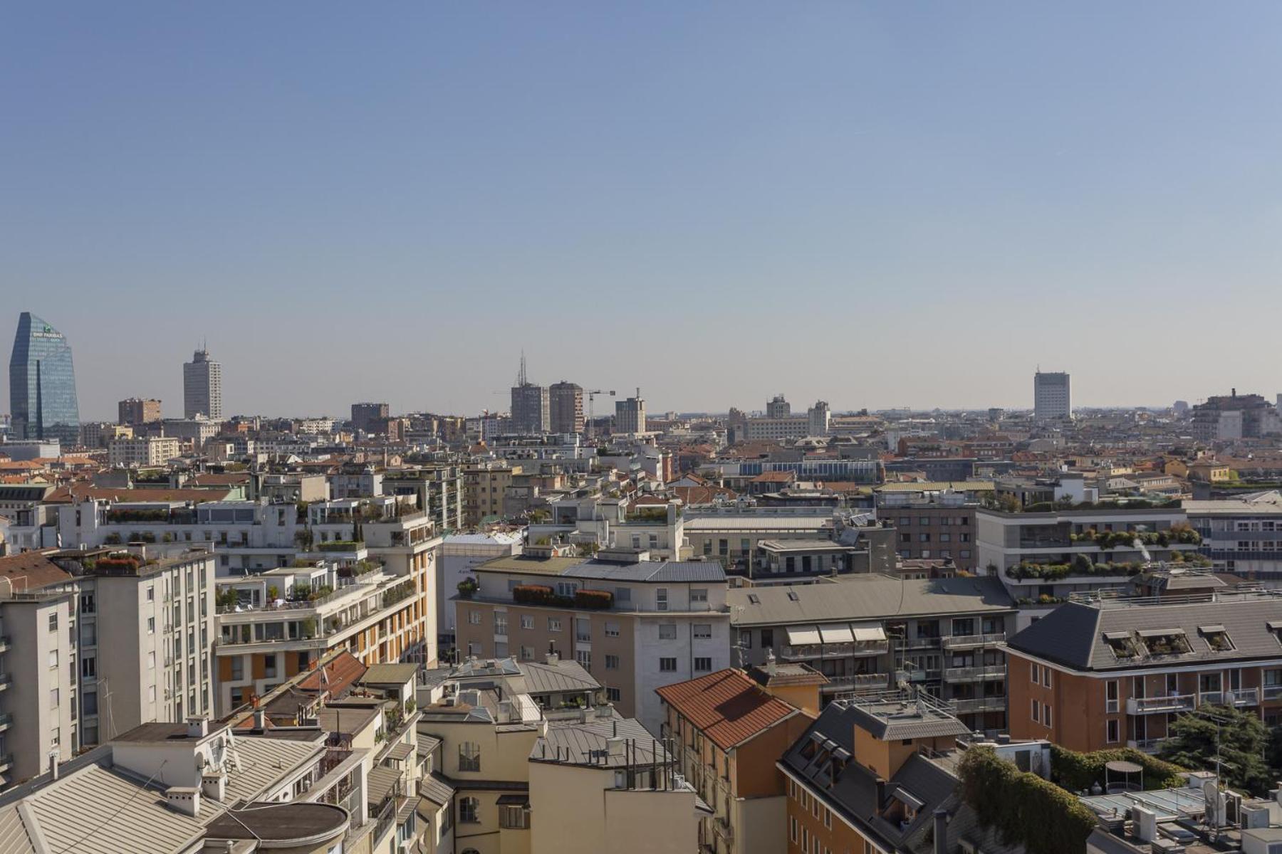 Biancamano 13th Floor Skyline View Vith Balcony Appartamento