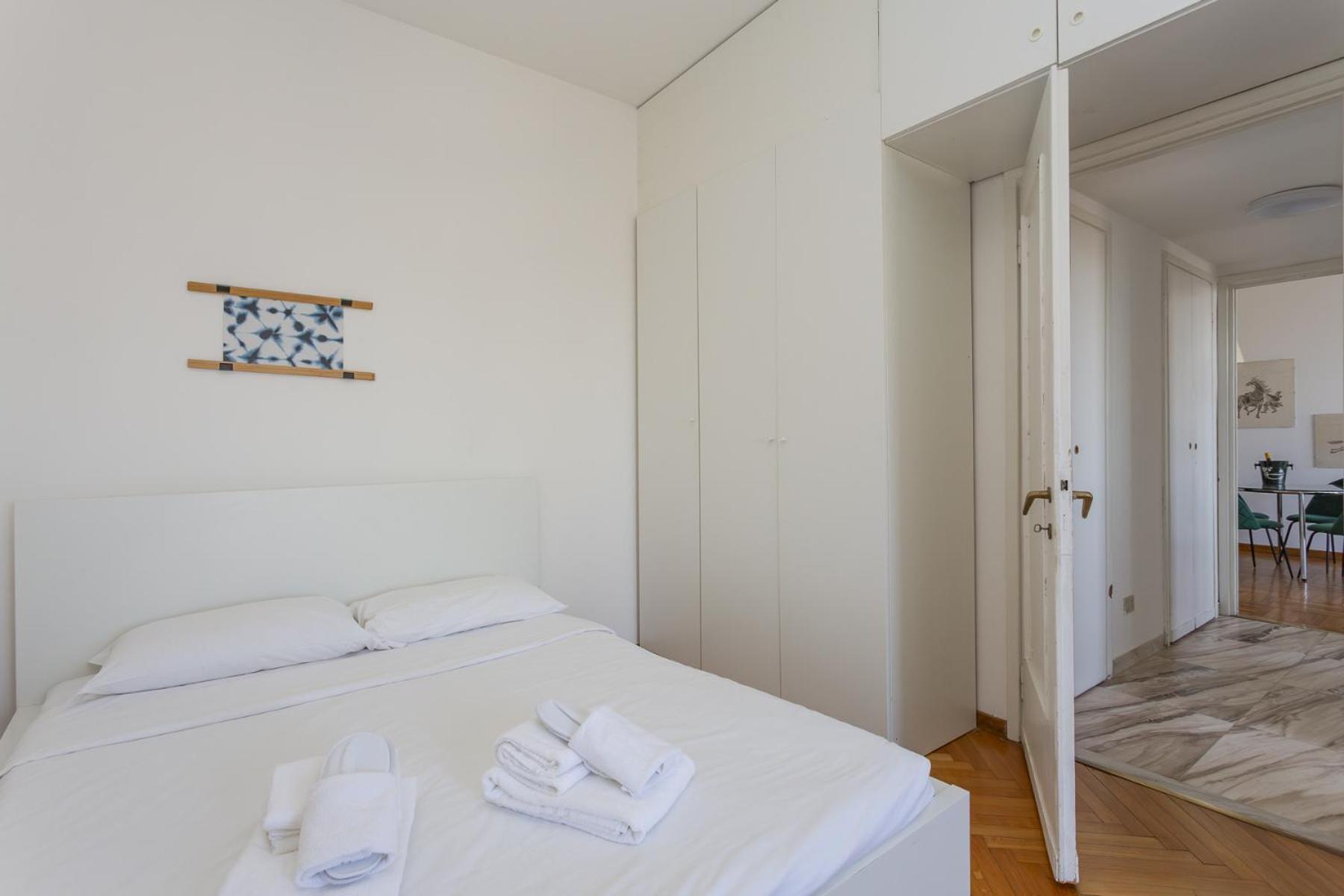 Appartamento Biancamano 13th Floor Skyline View Vith Balcony Milano