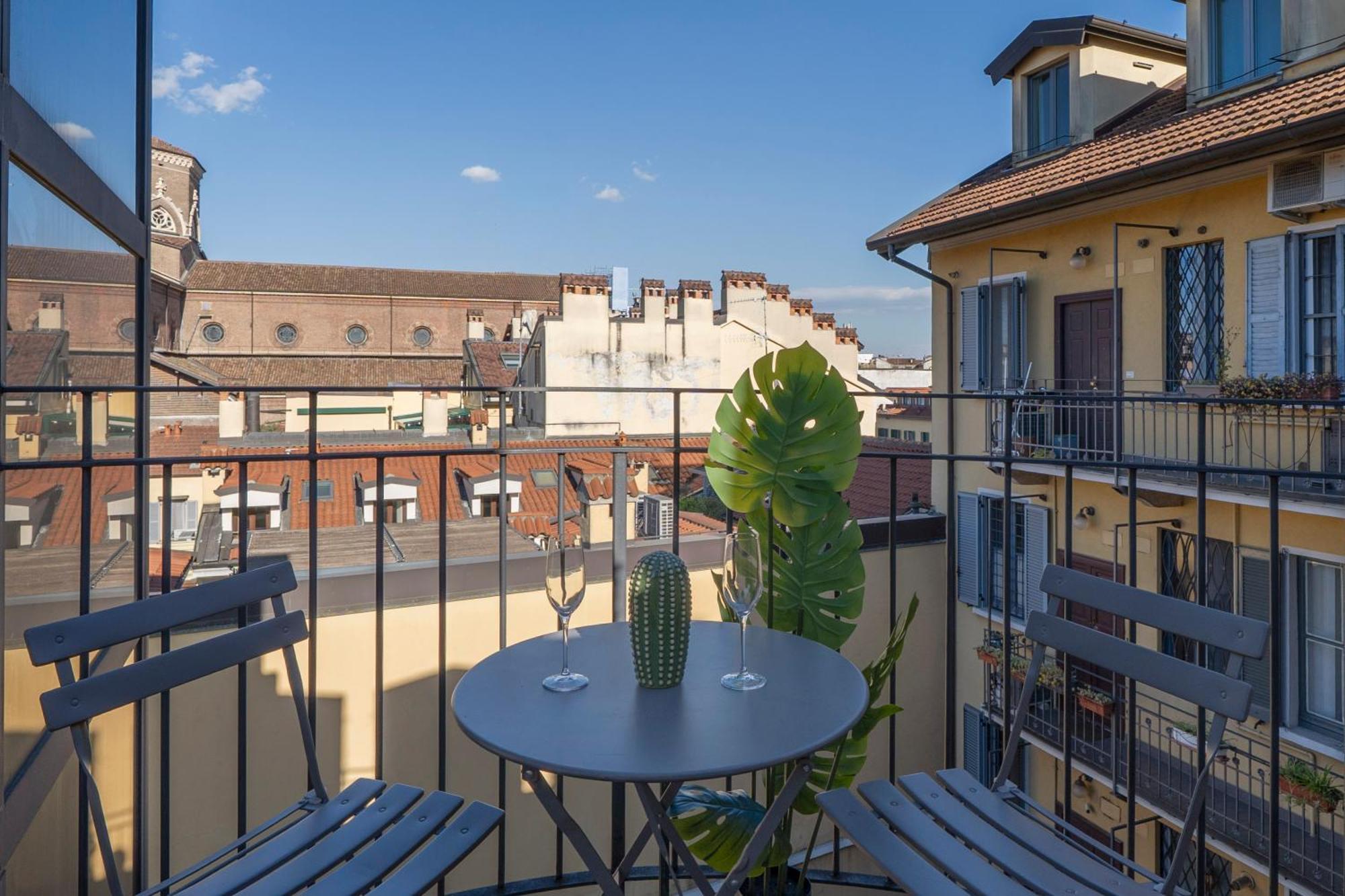 View Of The Navigli - In The Heart Of - Wifi Appartamento Milano