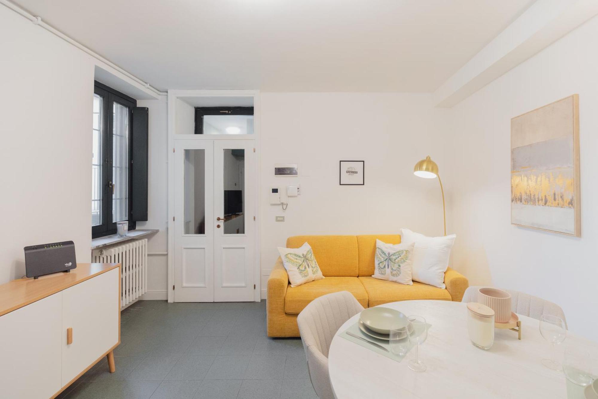 Gohost - Stylish And Charming Flat Between Navigli And Duomo Appartamento