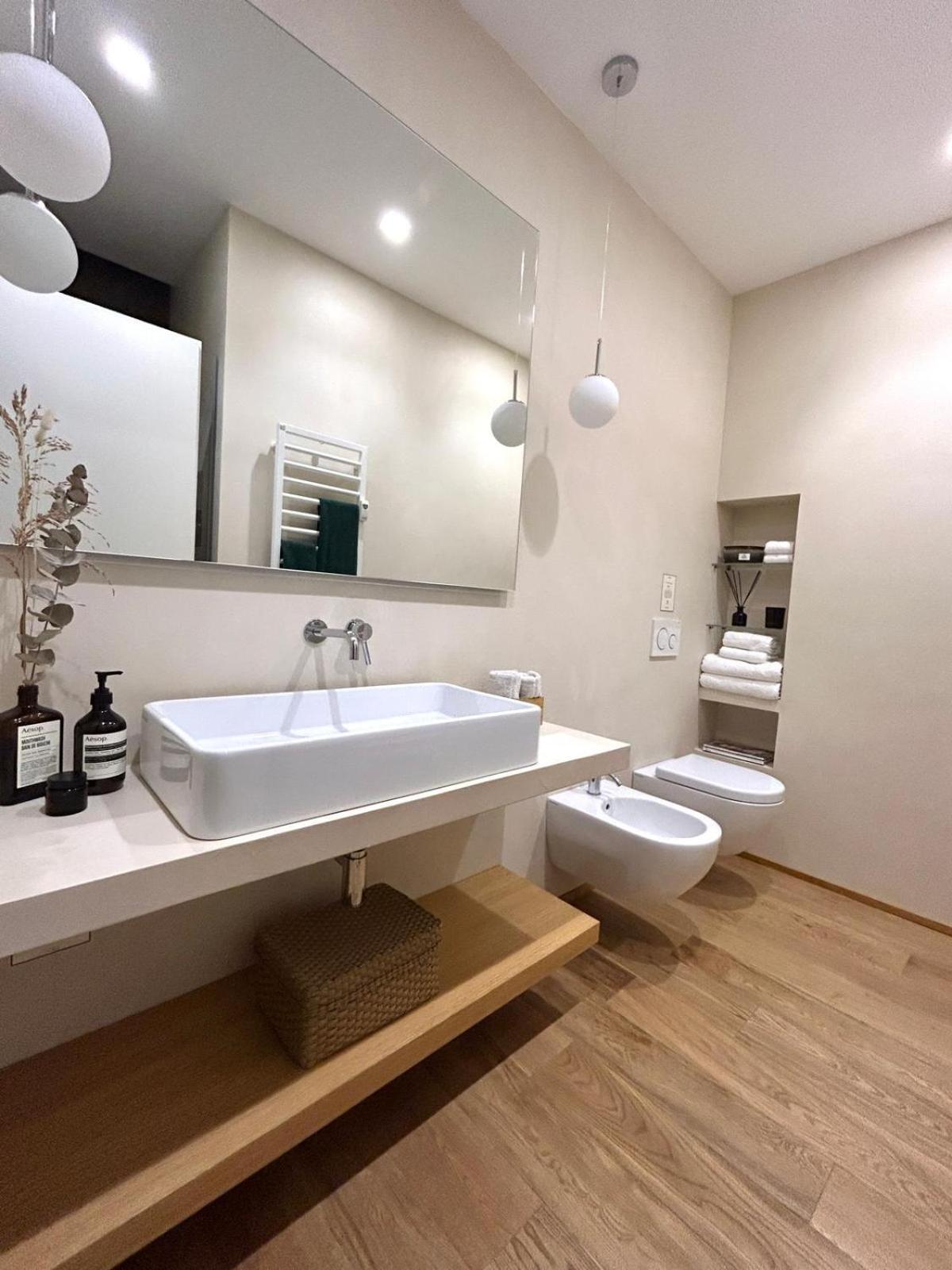 Voltaottosuite - Comfort And Elegance In Moscova Lejlighed