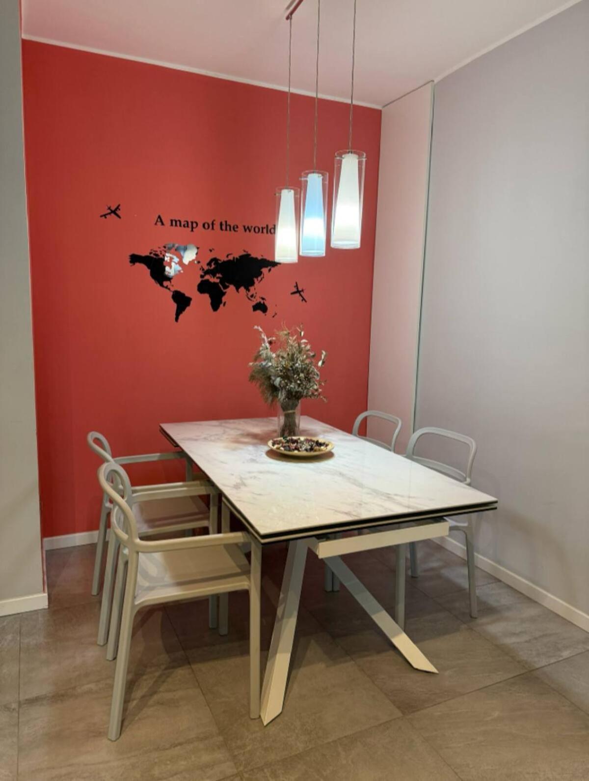 Stanza In Luminoso E Silenzioso Homestay *