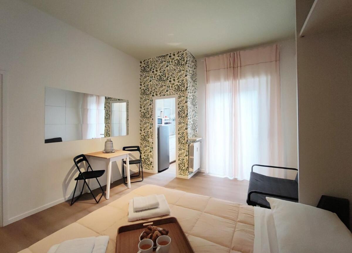 Station- Modern Appartamento Milano