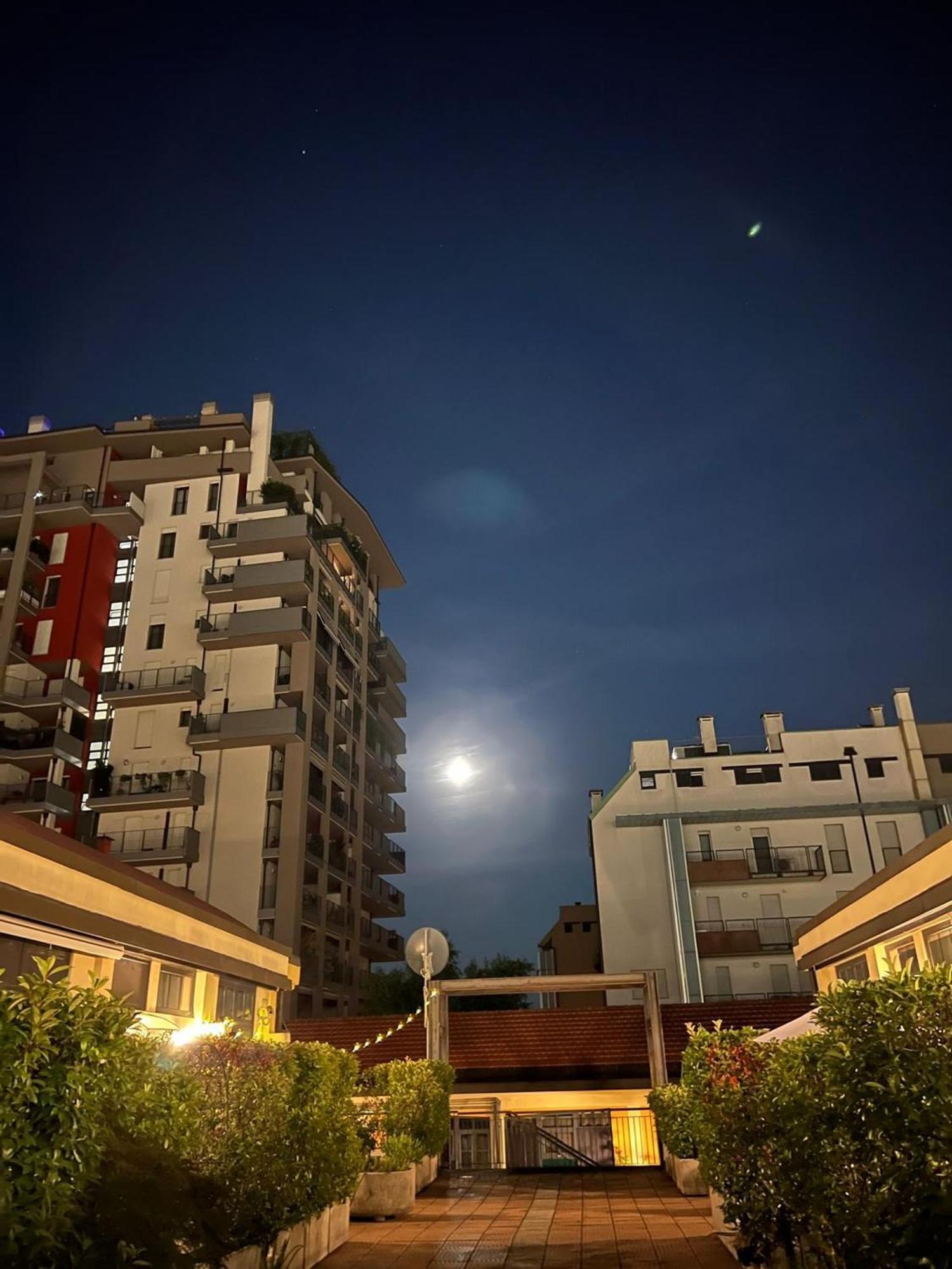 Charming With 2-way Air Con Bbq Appartamento *