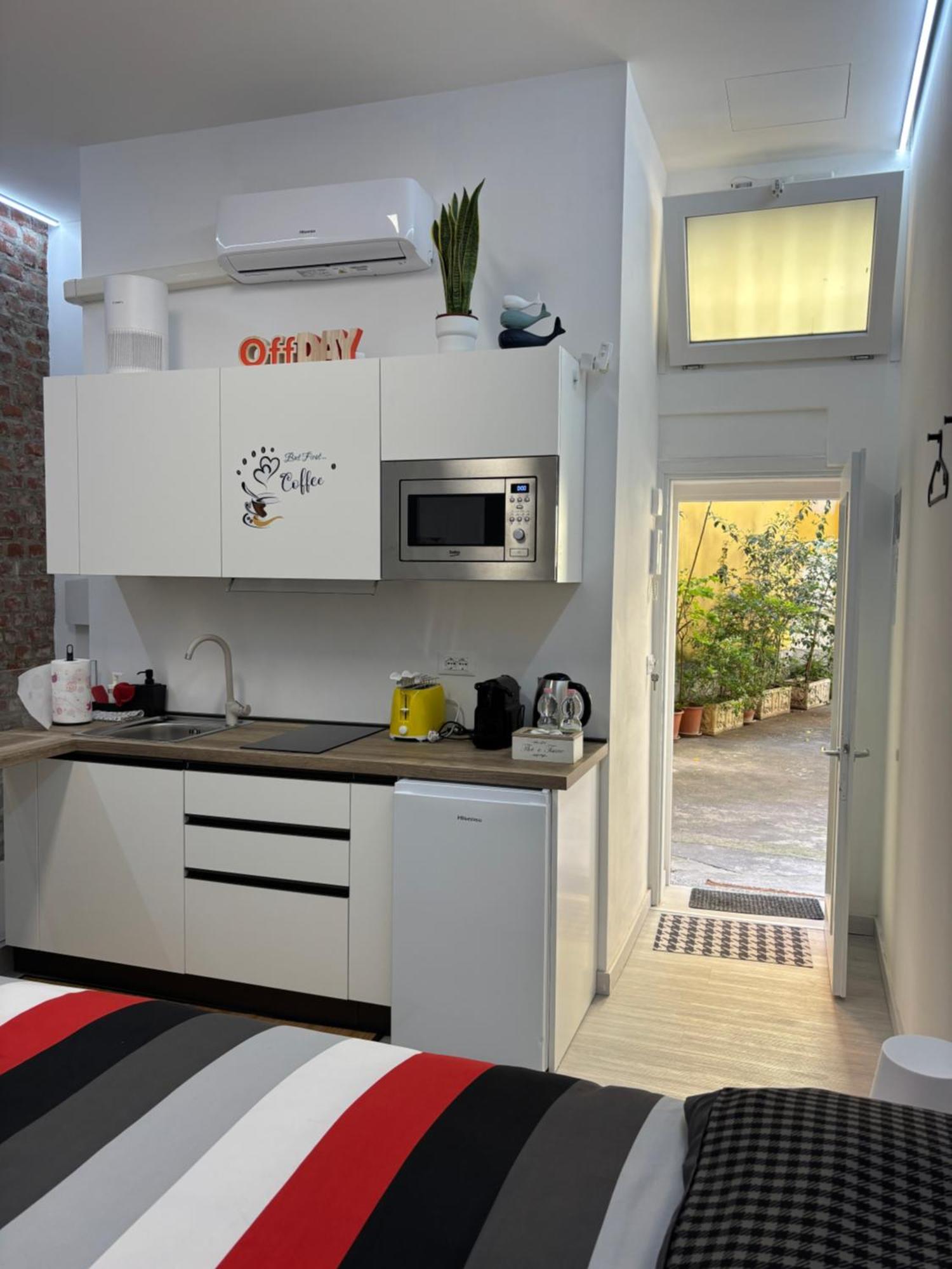 Appartement La Vecchia Milano-les Nubles Vannucci - Il Ballatoio E Il Cortile Milaan