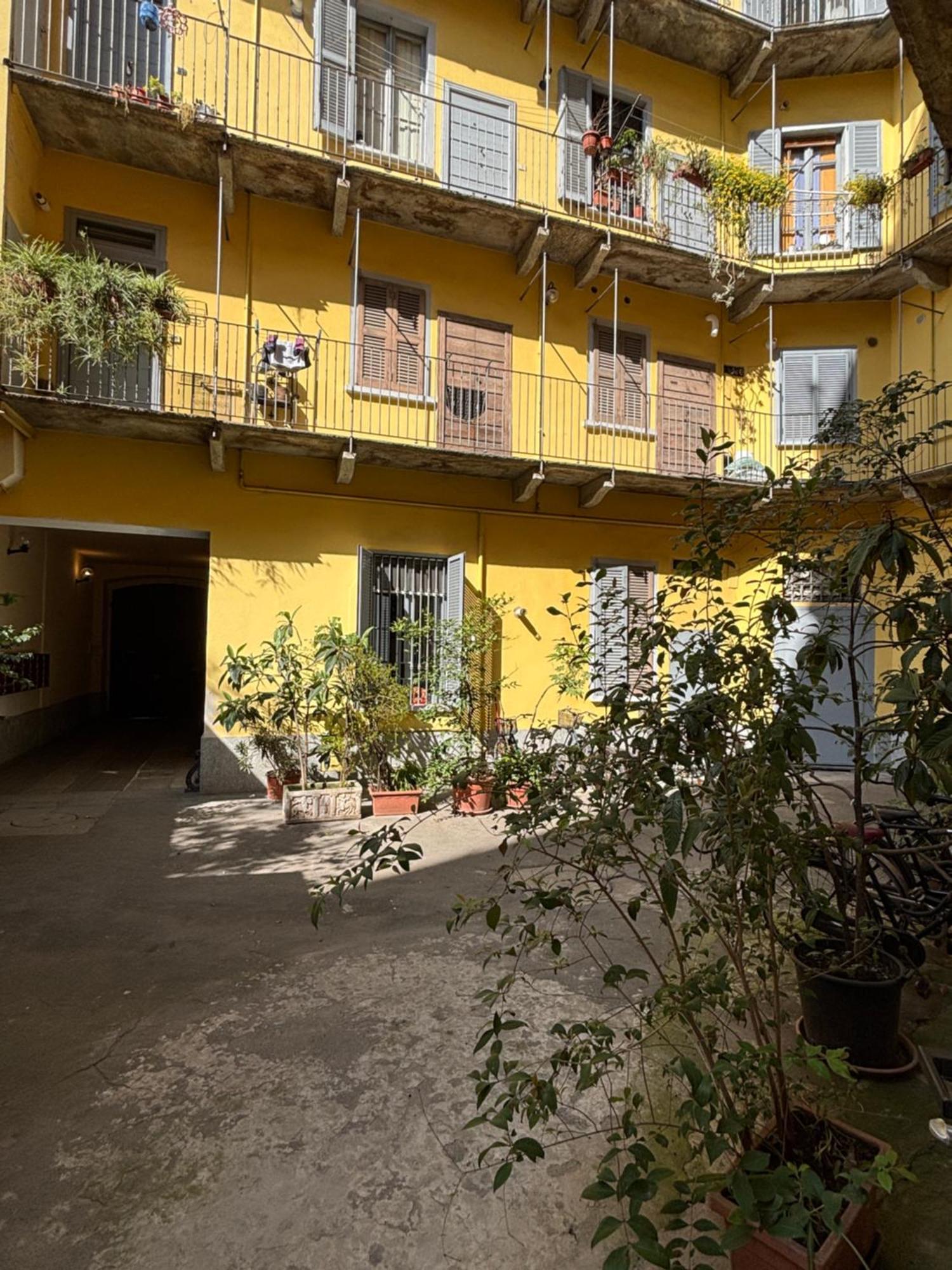 Lejlighed La Vecchia Milano-les Nubles Vannucci - Il Ballatoio E Il Cortile