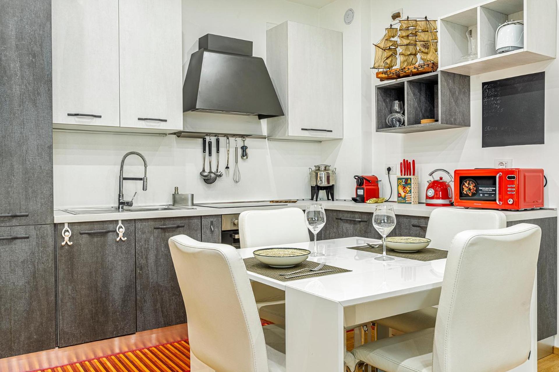 Cozy 1 Bedroom In Viale Monza Appartamento Milano