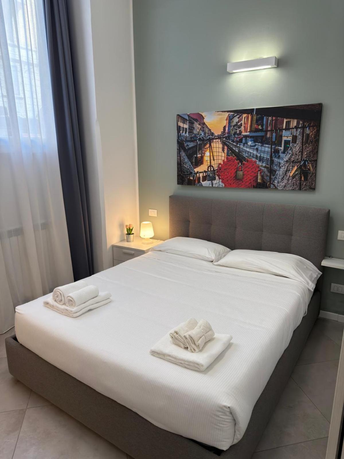 Elegant 3 - Level Loft - 3 Bedrooms, 3 Baths, Fast Wi-fi Appartamento