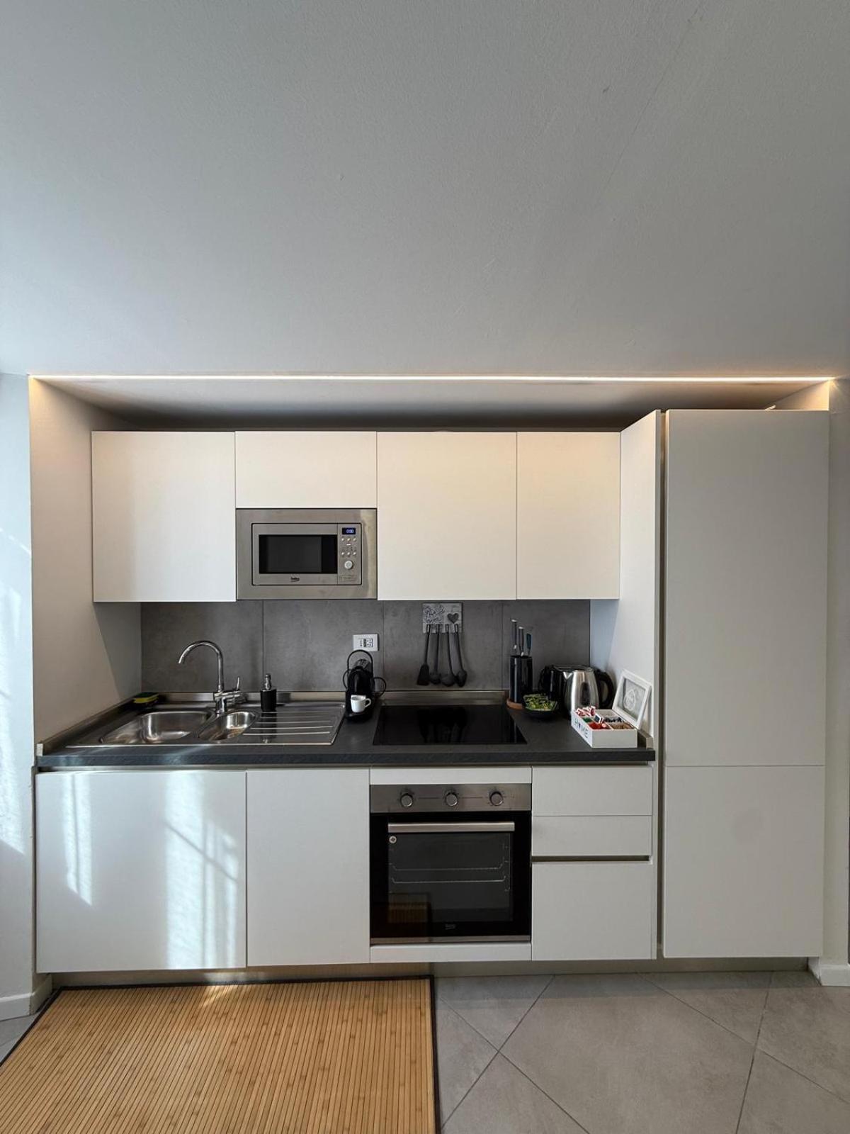 Appartamento Elegant 3 - Level Loft - 3 Bedrooms, 3 Baths, Fast Wi-fi Milano